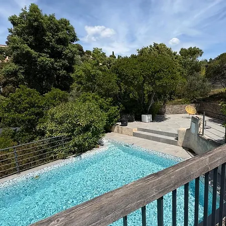Villa Maison 120m2, 3ch, Piscine, Terrain Arboré, Vue *