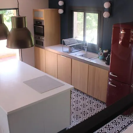 Maison 120m2, 3ch, Piscine, Terrain Arboré, Vue Villa